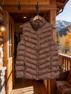 32 Degrees Brown Quilted Packable Puffer Vest - Chocolate Brown